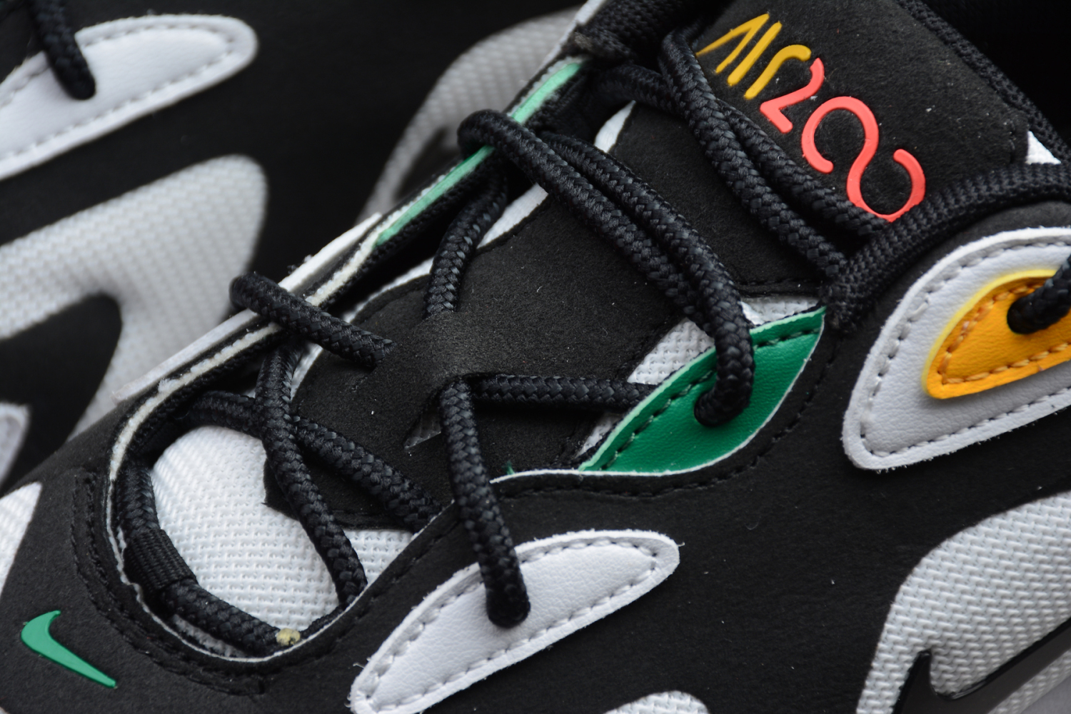 Nike Air Max 200 Rasta AQ2568-101