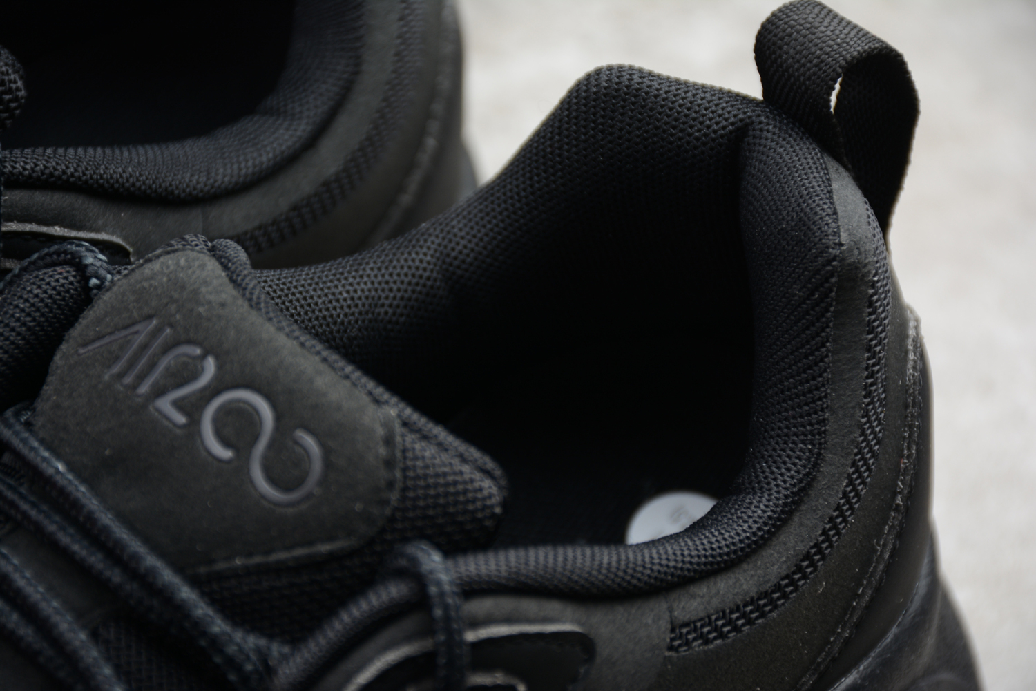 Nike Air Max 200 Core Black AQ2568-003