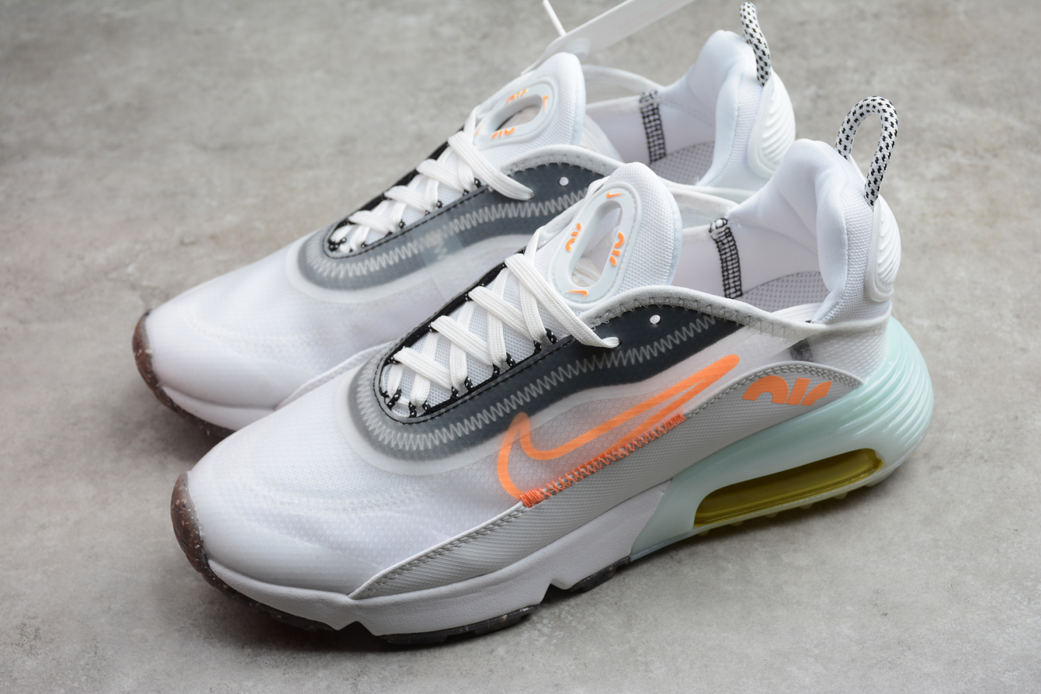 Nike Air Max 2090 White Orange DA1502-100