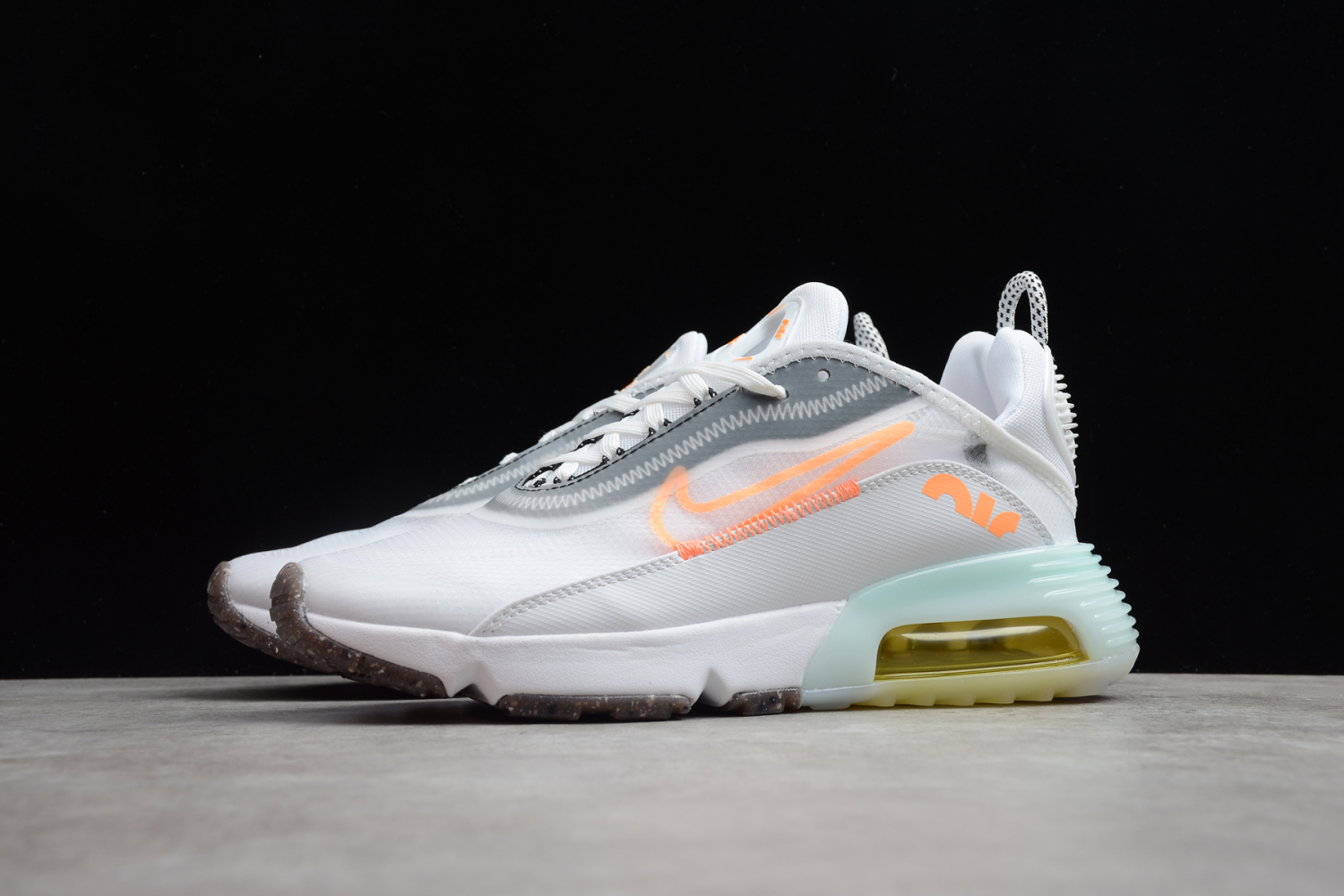 Nike Air Max 2090 White Orange DA1502-100