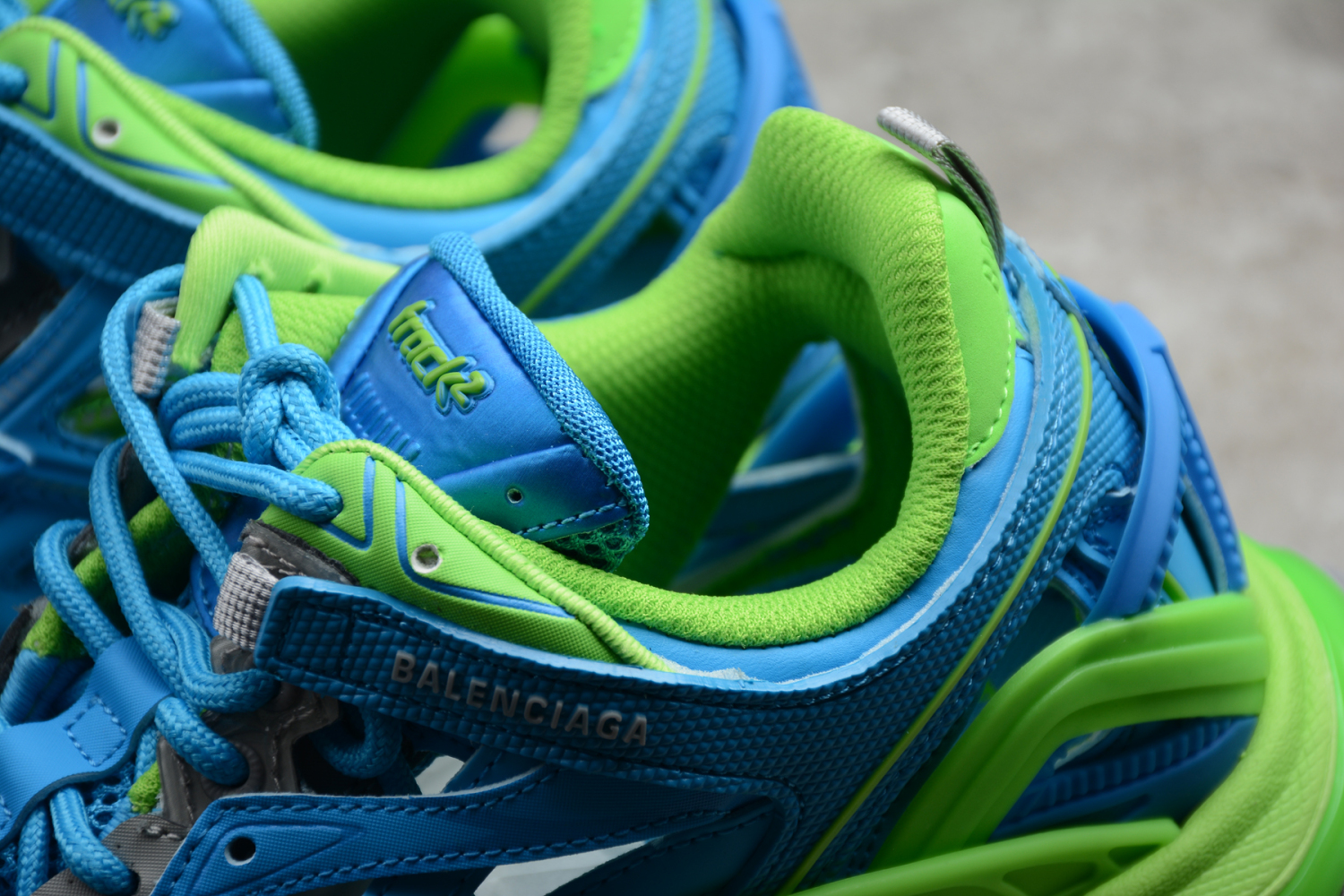 Bal**ci*ga Track.2 Open Trainers Sneaker568615-W2GN3-4030