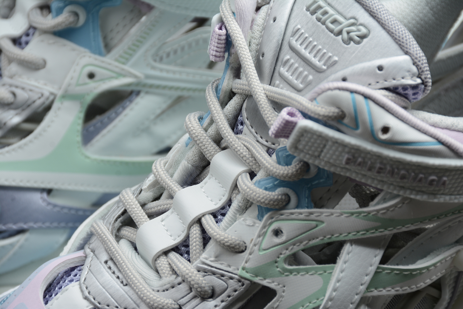 Bal**ci*ga TRACK.2 OPEN Sneakers - White  568615-W2GN3-9045