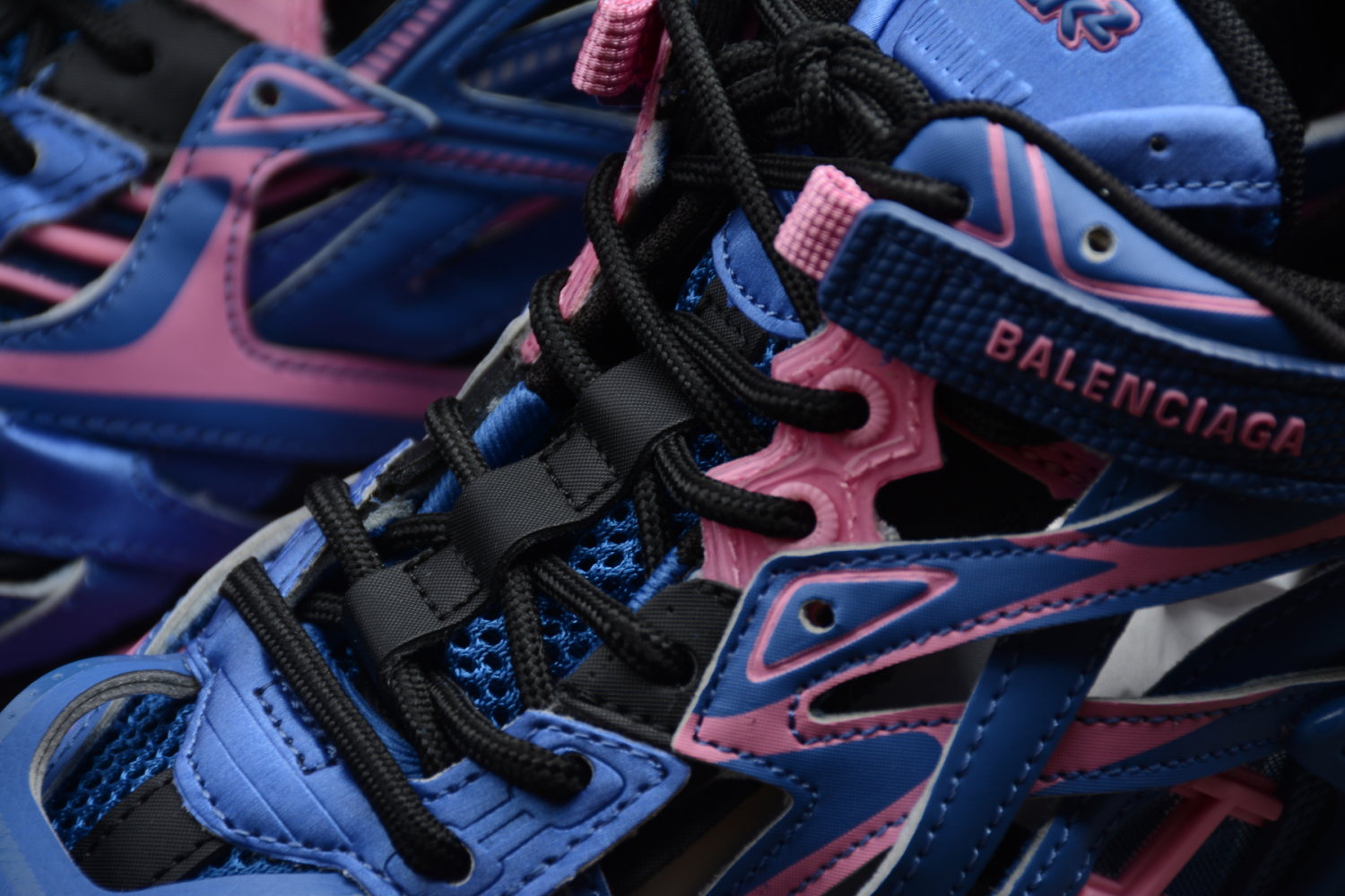Bal**ci*ga Track.2 Open Trainers Sneaker 568624-W2GN1-2027