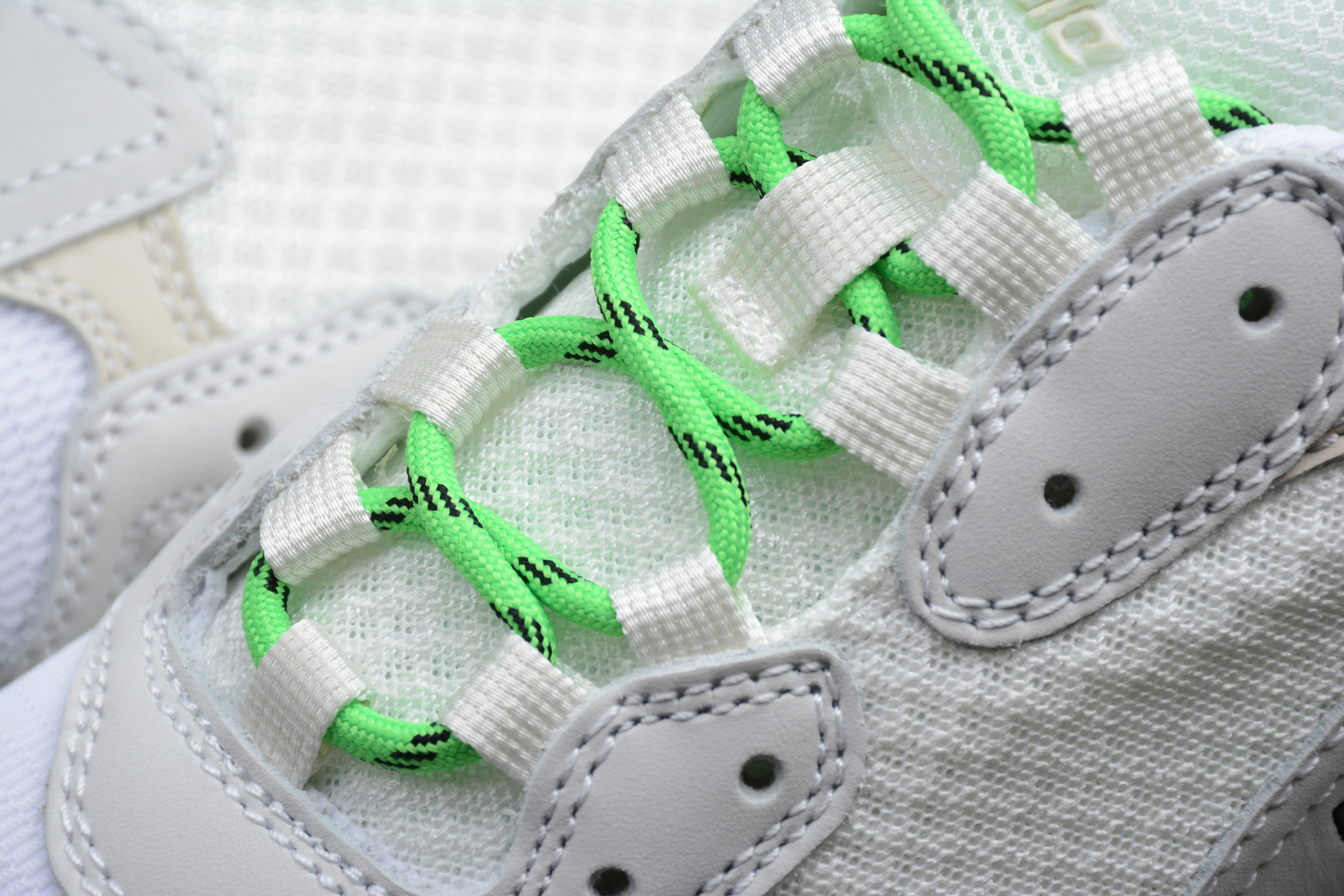 Bal**ci*ga Triple S White Multi-Color Ecba800616H