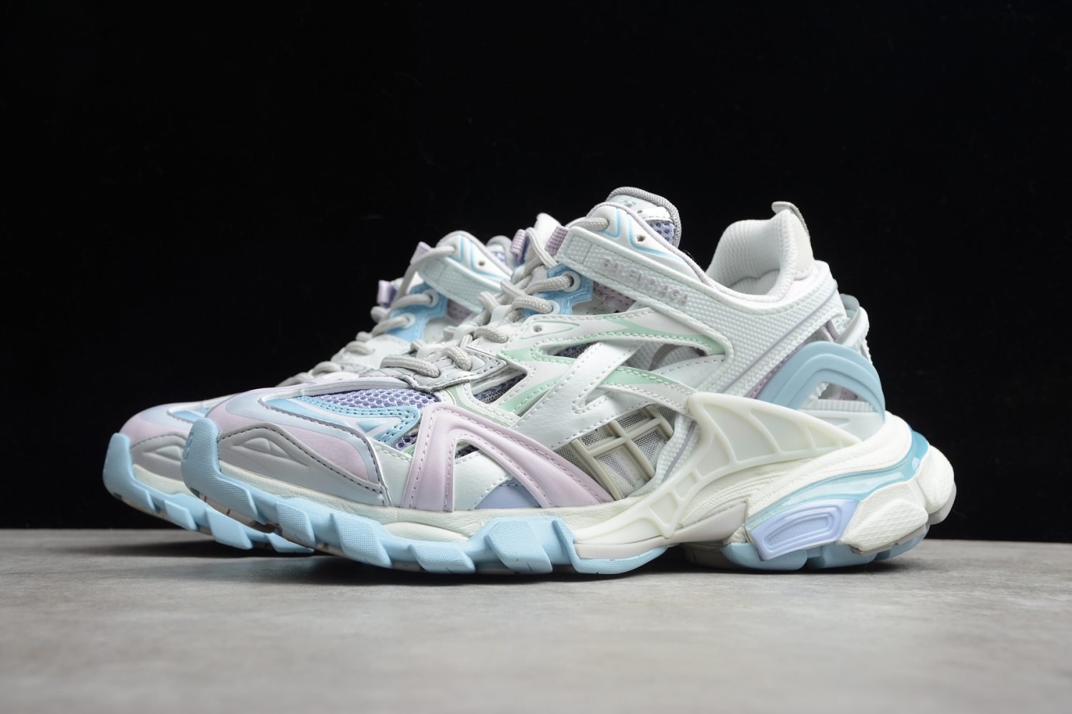 Bal**ci*ga TRACK.2 OPEN Sneakers - White  568615-W2GN3-9045