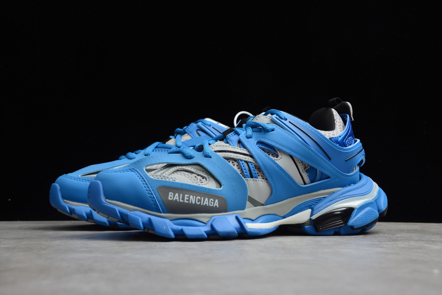 Bal**ci*ga Track Trainers  542436-W2LA1-2039