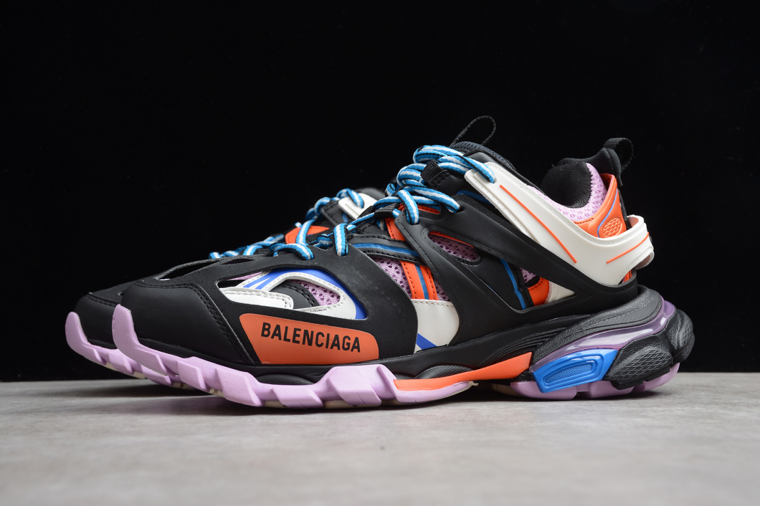 Bal**ci*ga Track Low Top Zwart / Purper / Wit / Oranje Schoenen - ECBA8179081