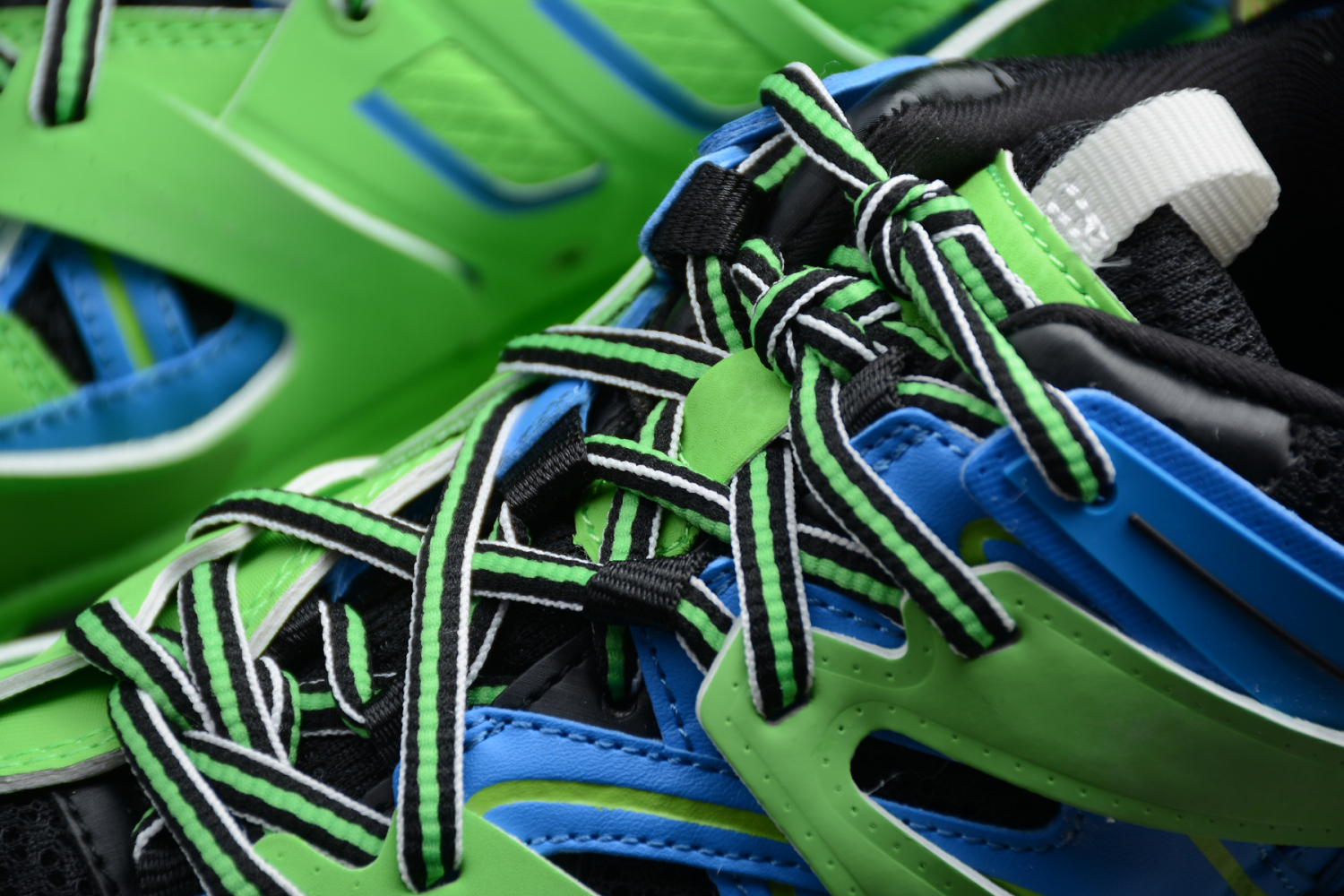 Bal**ci*ga 3.0 Triple S Sneaker Shoe Blue Green ECBA8002230
