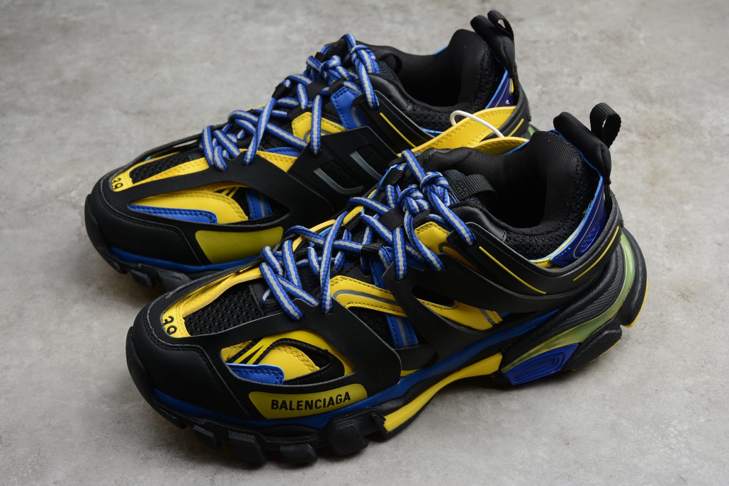 Bal**ci*ga Track Sneaker Black yellow blue  ECBA8168583