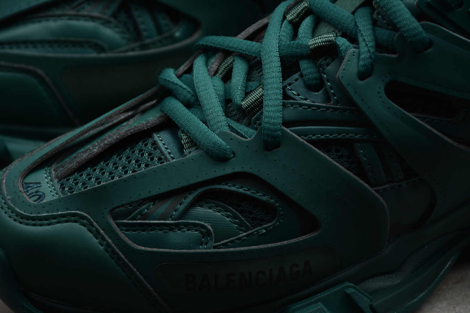 Bal**ci*ga Track Dark Green - 542023-W2LA1-3004