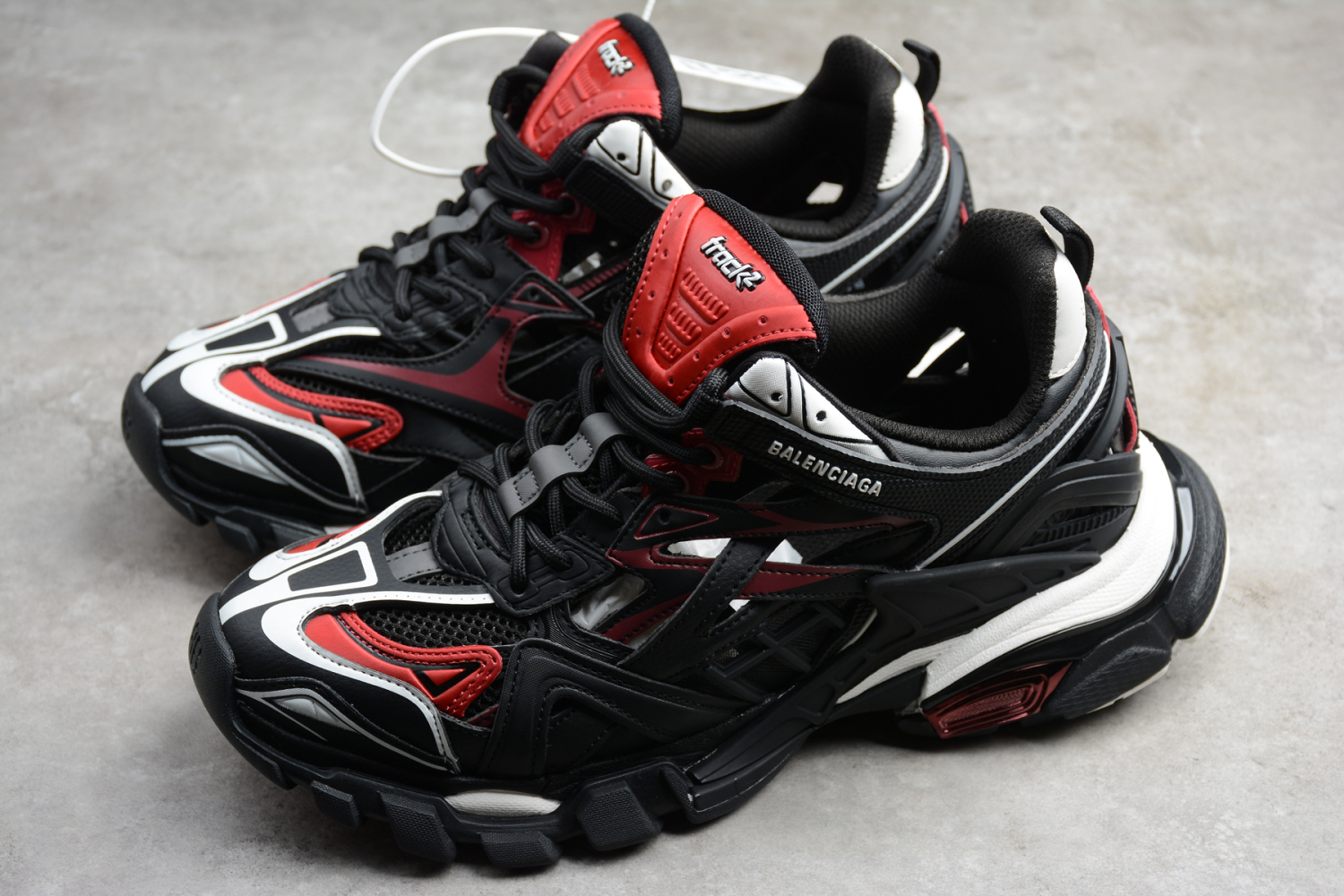 Bal**ci*ga Track 2 Stable Zwart / Rood / Wit Schoenen -  ECBL900324B