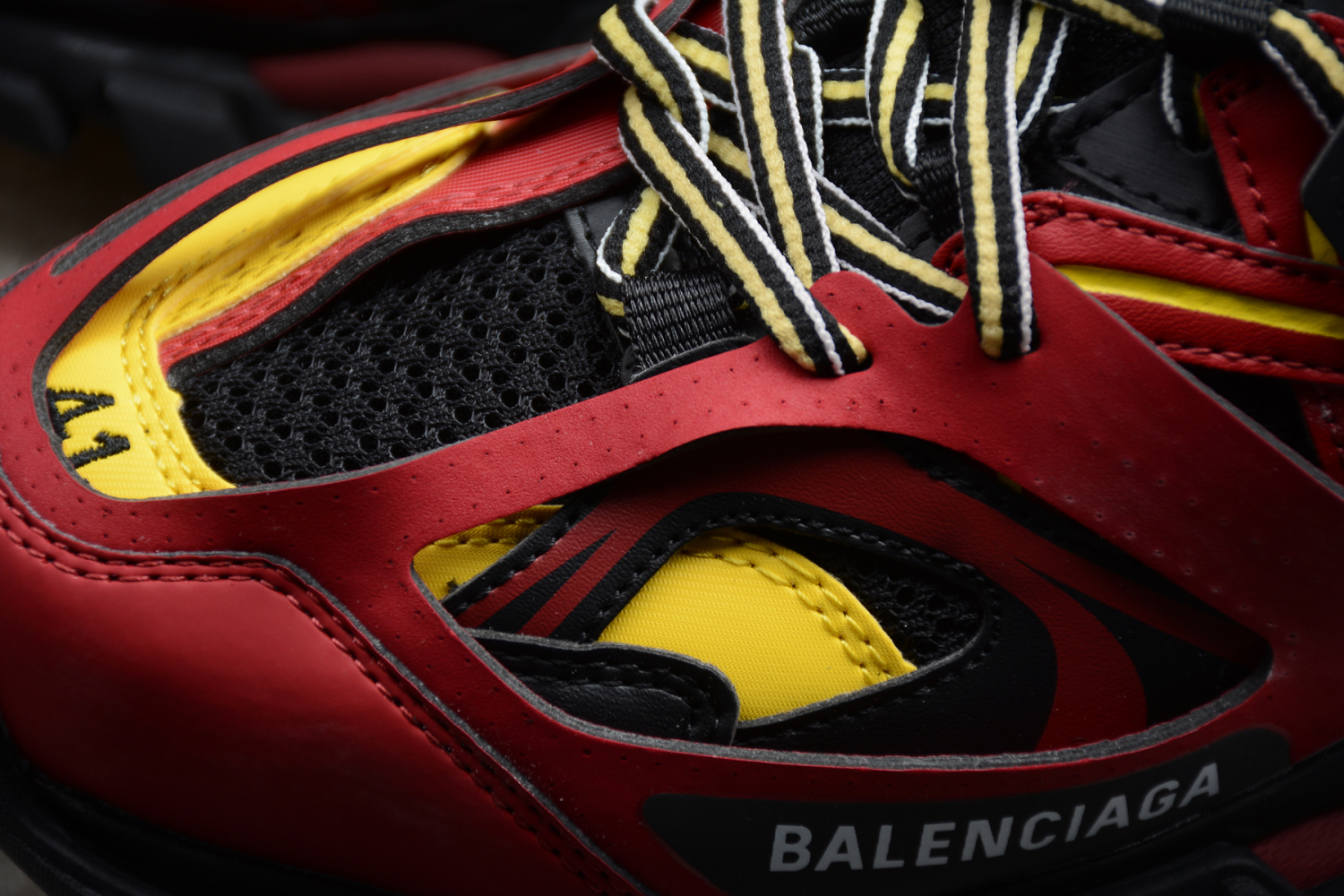Bal**ci*ga 3.0 Triple S Sneaker Wine Red Black ECBA8002832