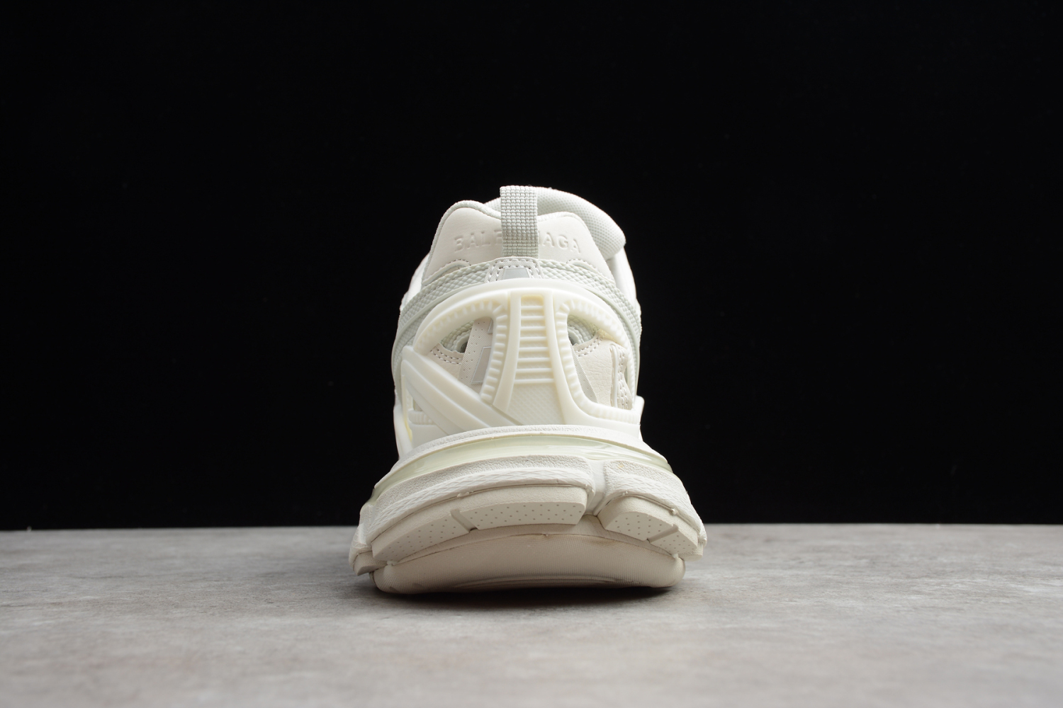 Bal**ci*ga Triple S 17FW  ECBA8202030