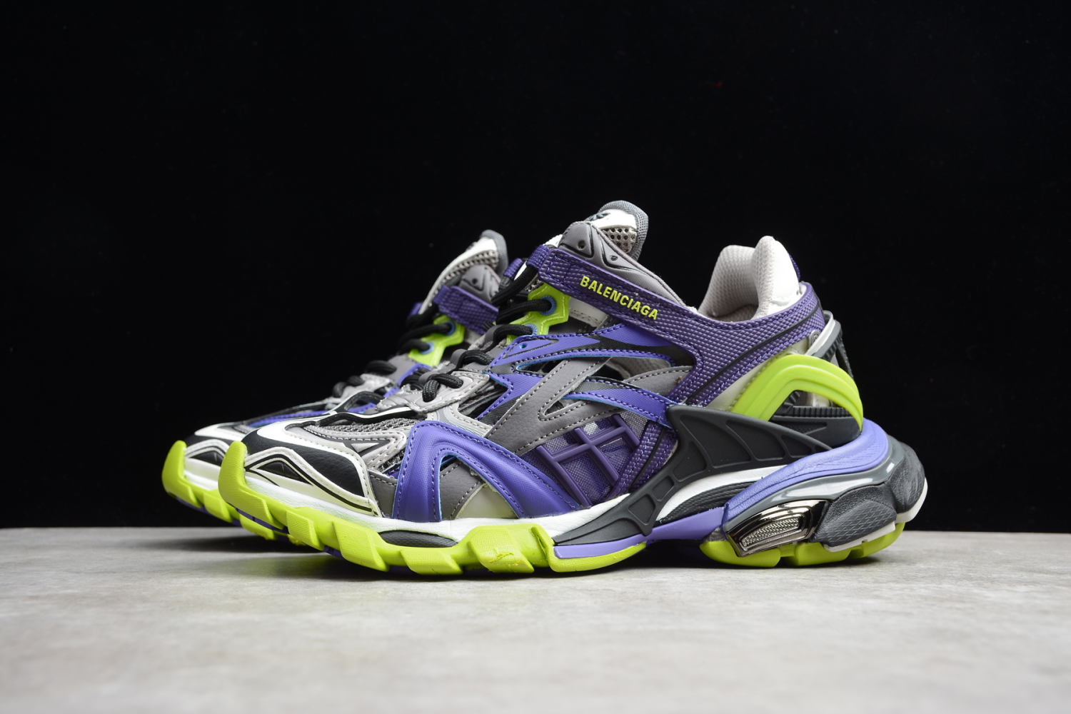 Bal**ci*ga Track.2 Grey Purple Volt - ECBA81147375