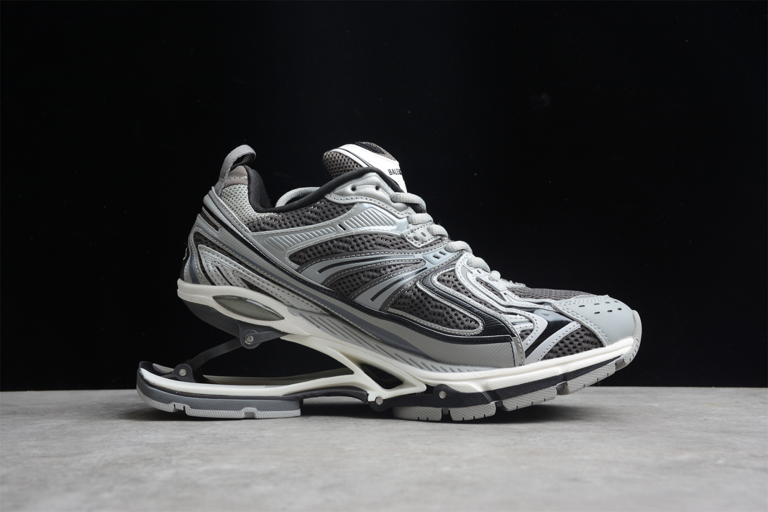 Bal**ci*ga  X-Pander 6.0 grey  653870-W2RA3-1212