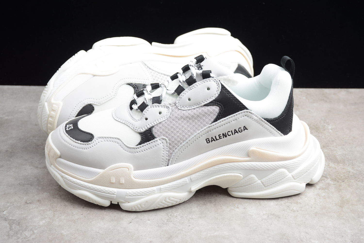 Bal**ciaga Triple S sneakers Dadshoe white  ECBA700336A