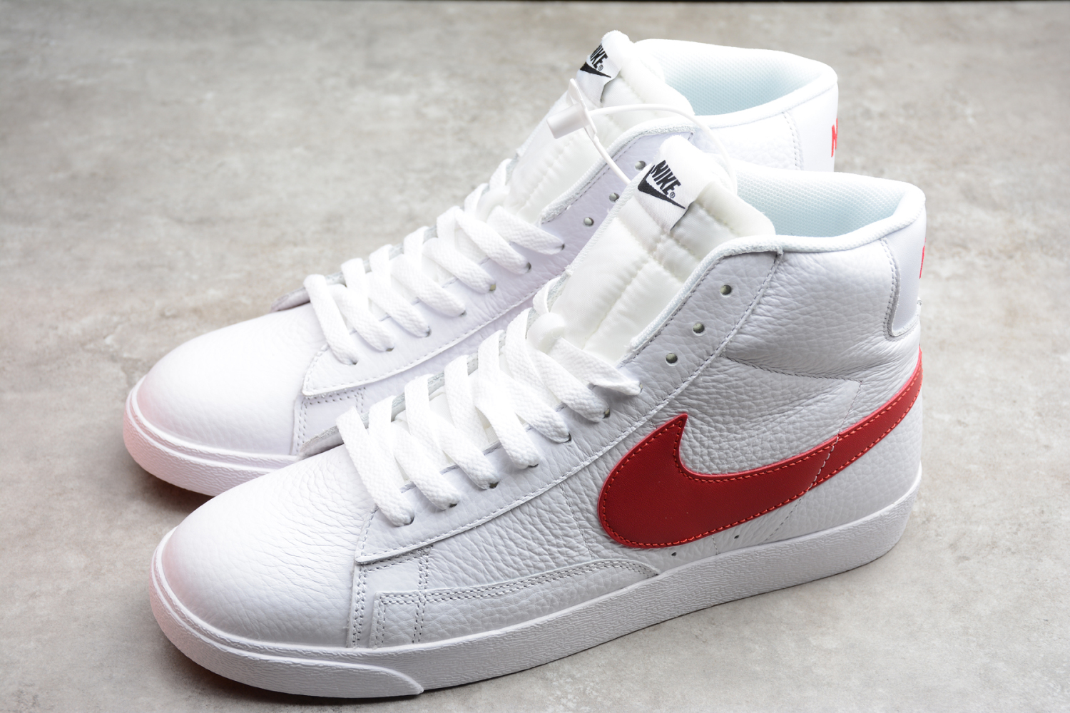 Nike Blazer Mid Retro | White | Sneakers | 845054-101 |