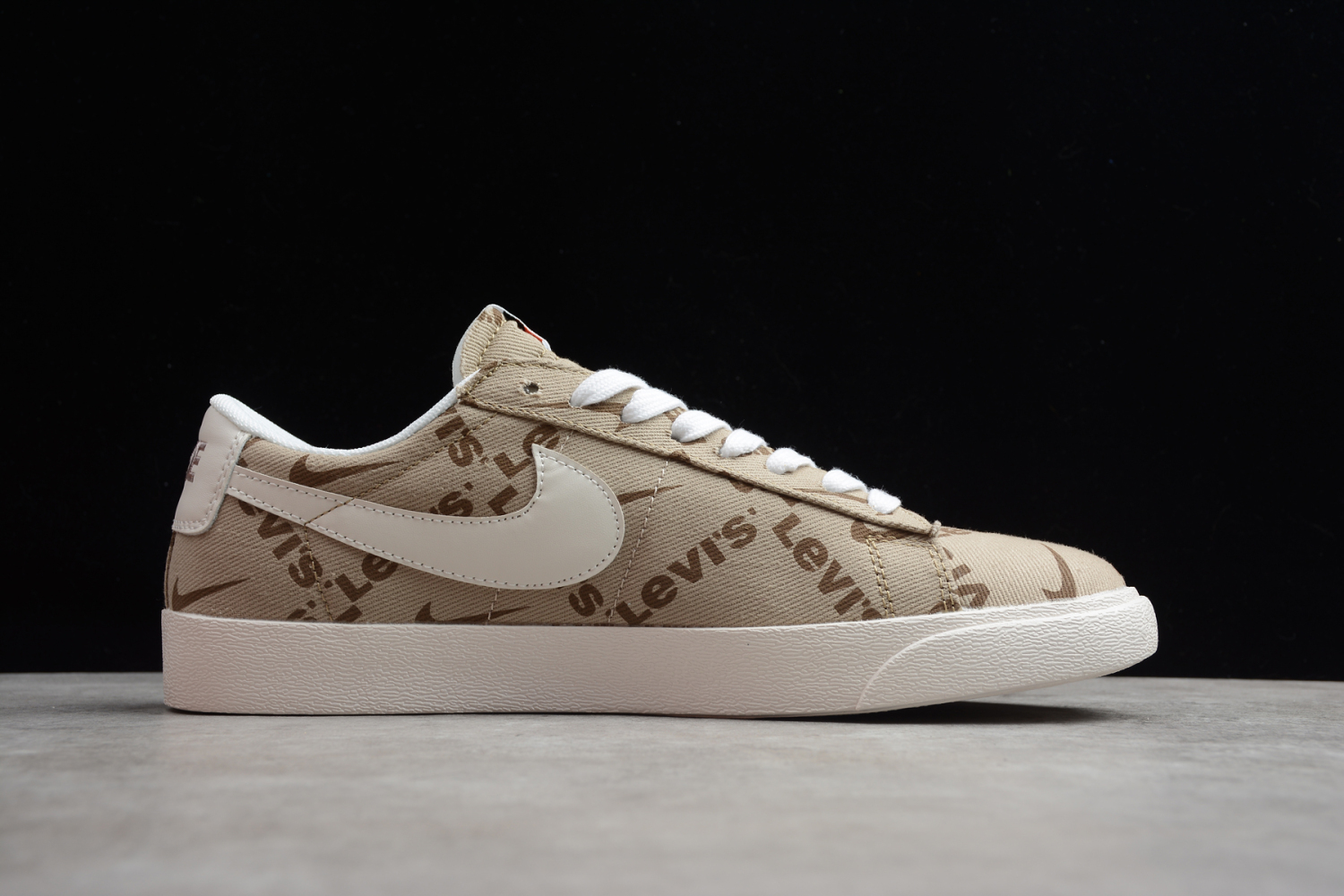 Nike SB Blazer Mid QS HH Coffee White Hook KB6806-003
