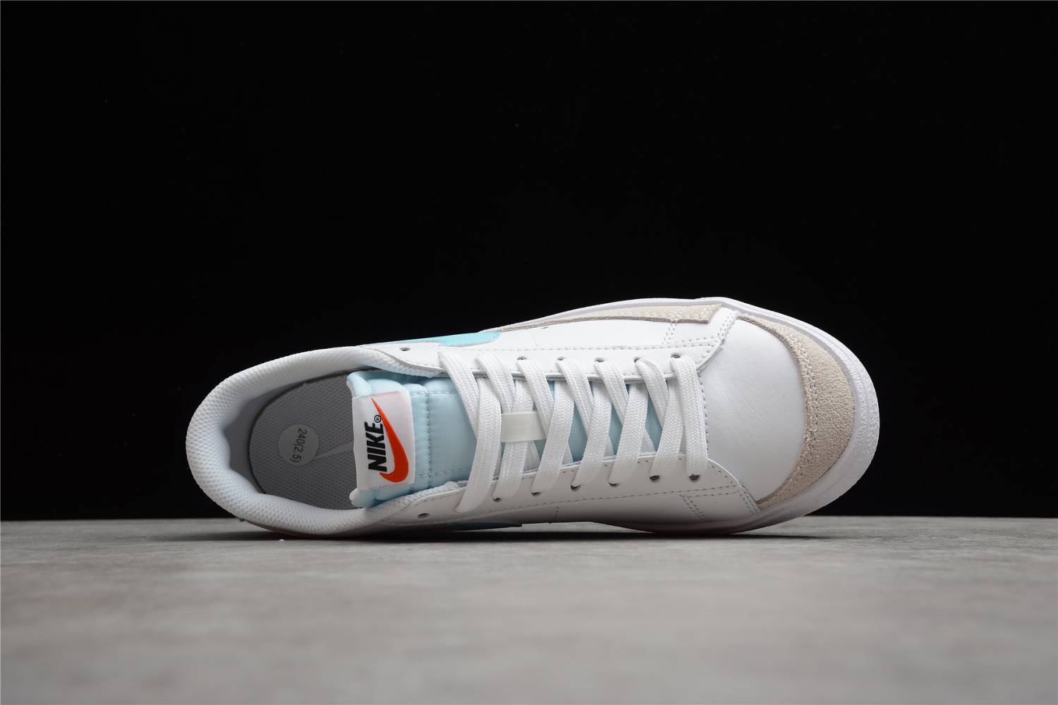 Nike Blazer Low 