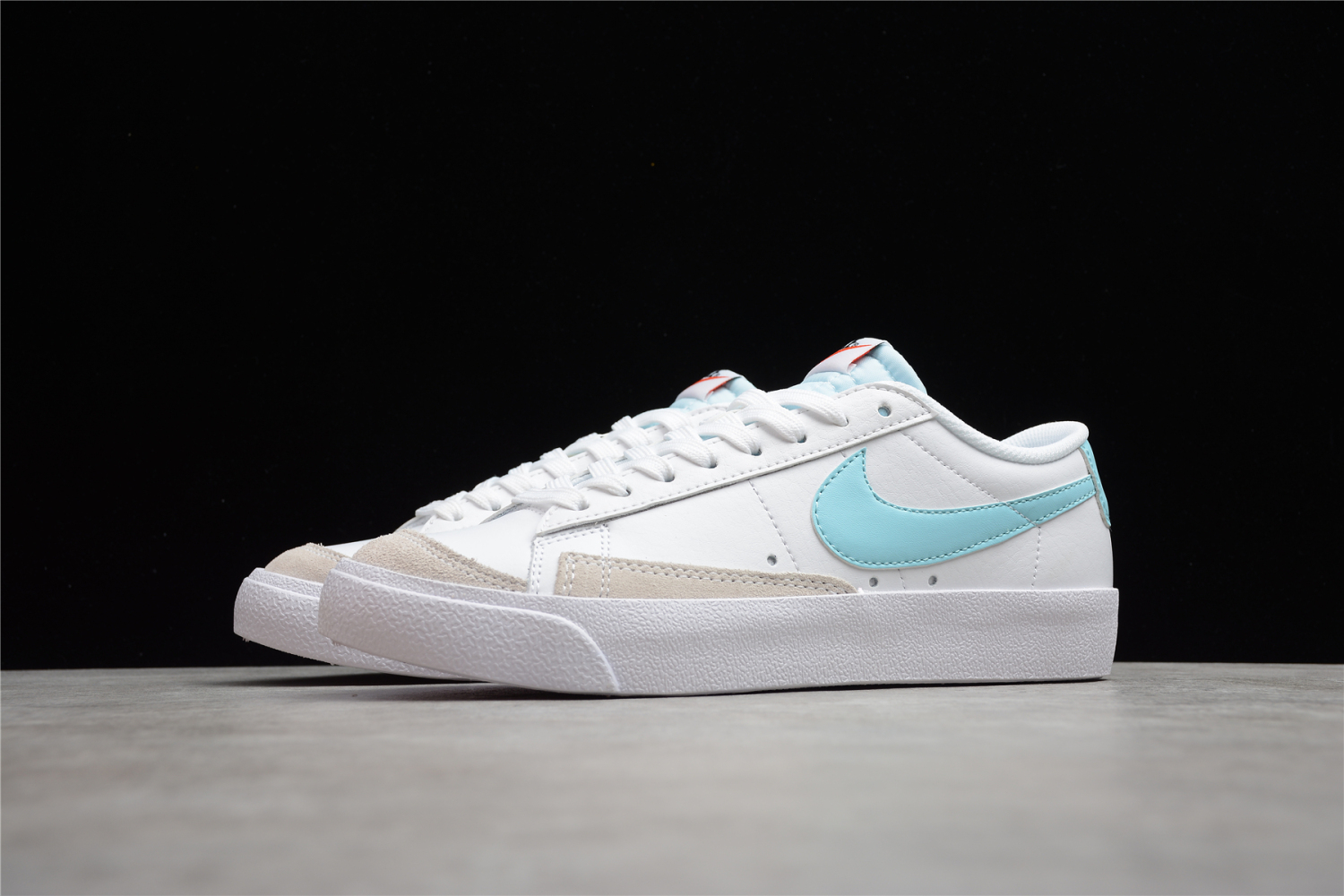 Nike Blazer Low 