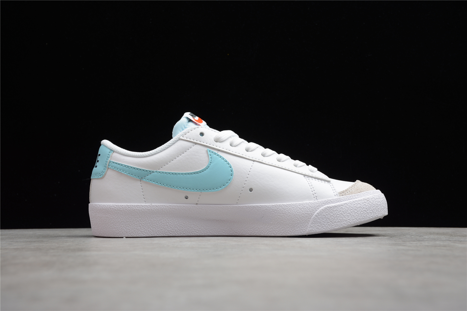 Nike Blazer Low 