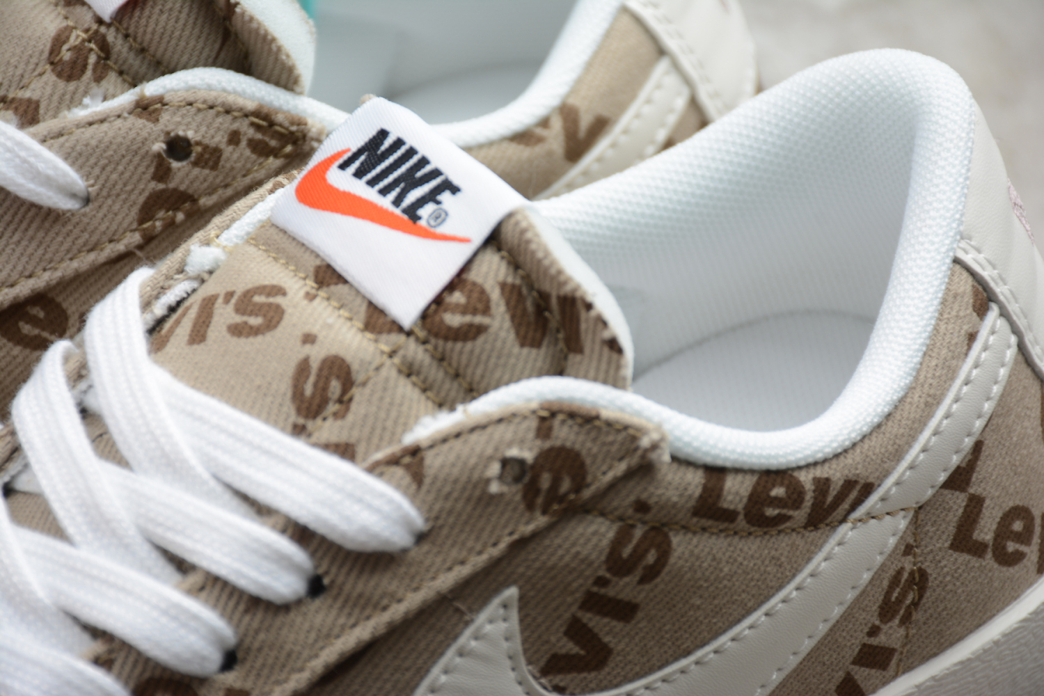 Nike SB Blazer Mid QS HH Coffee White Hook KB6806-003