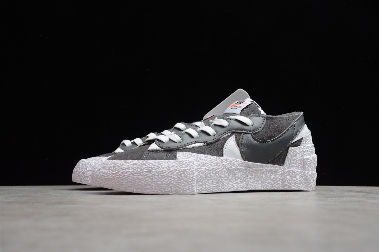 Nike Blazer Low sacai Iron Grey DD1877-001