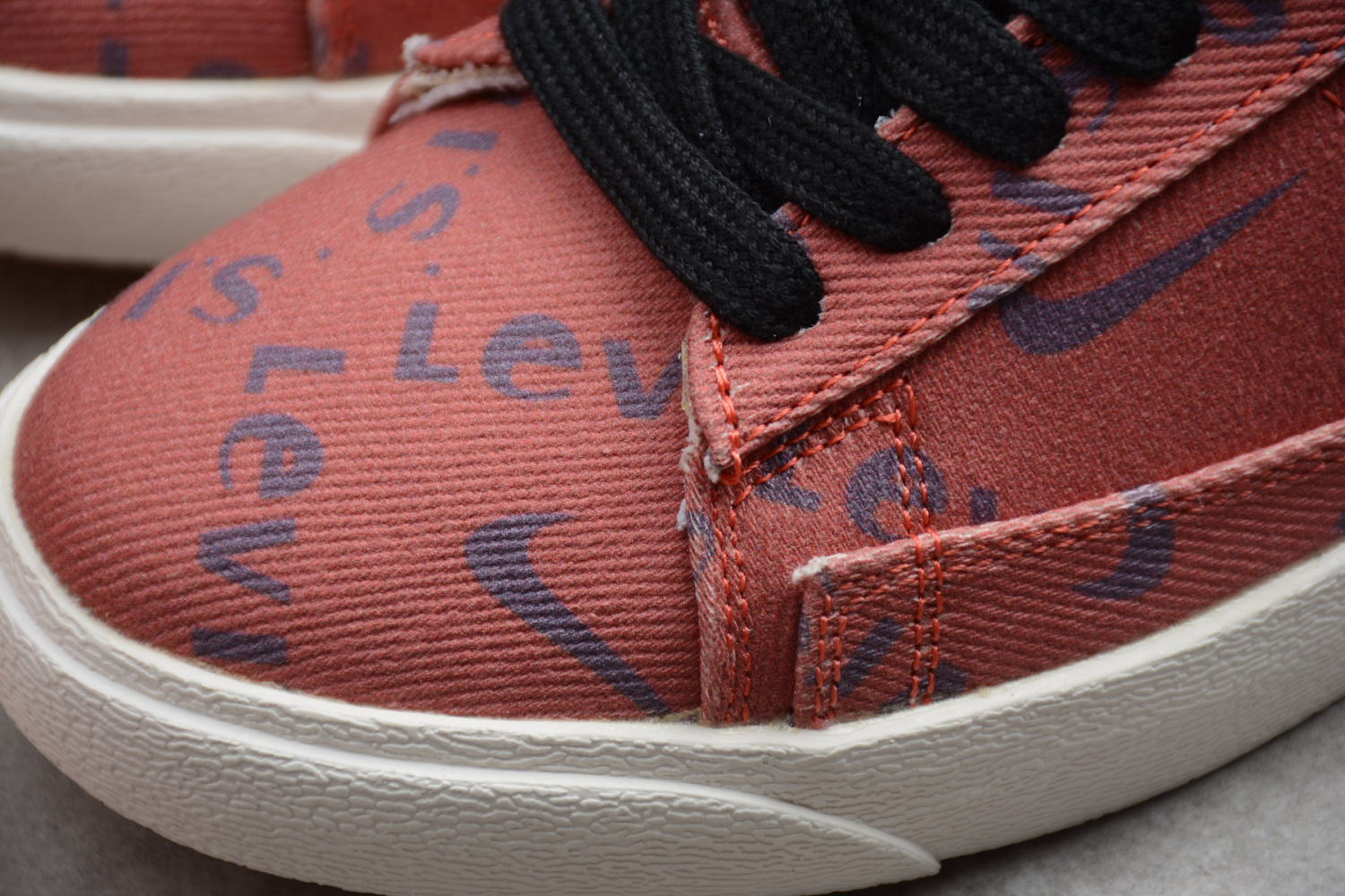 Nike SB Blazer Mid QS HH Light Water Red Black Hook KB6806-004