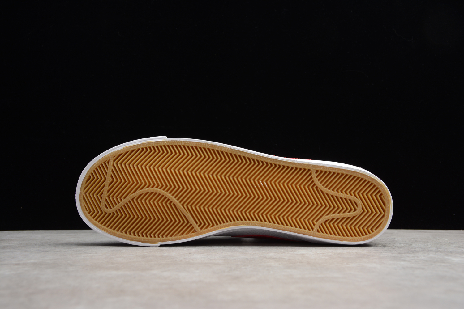 Nike Blazer Mid Retro | White | Sneakers | 845054-101 |