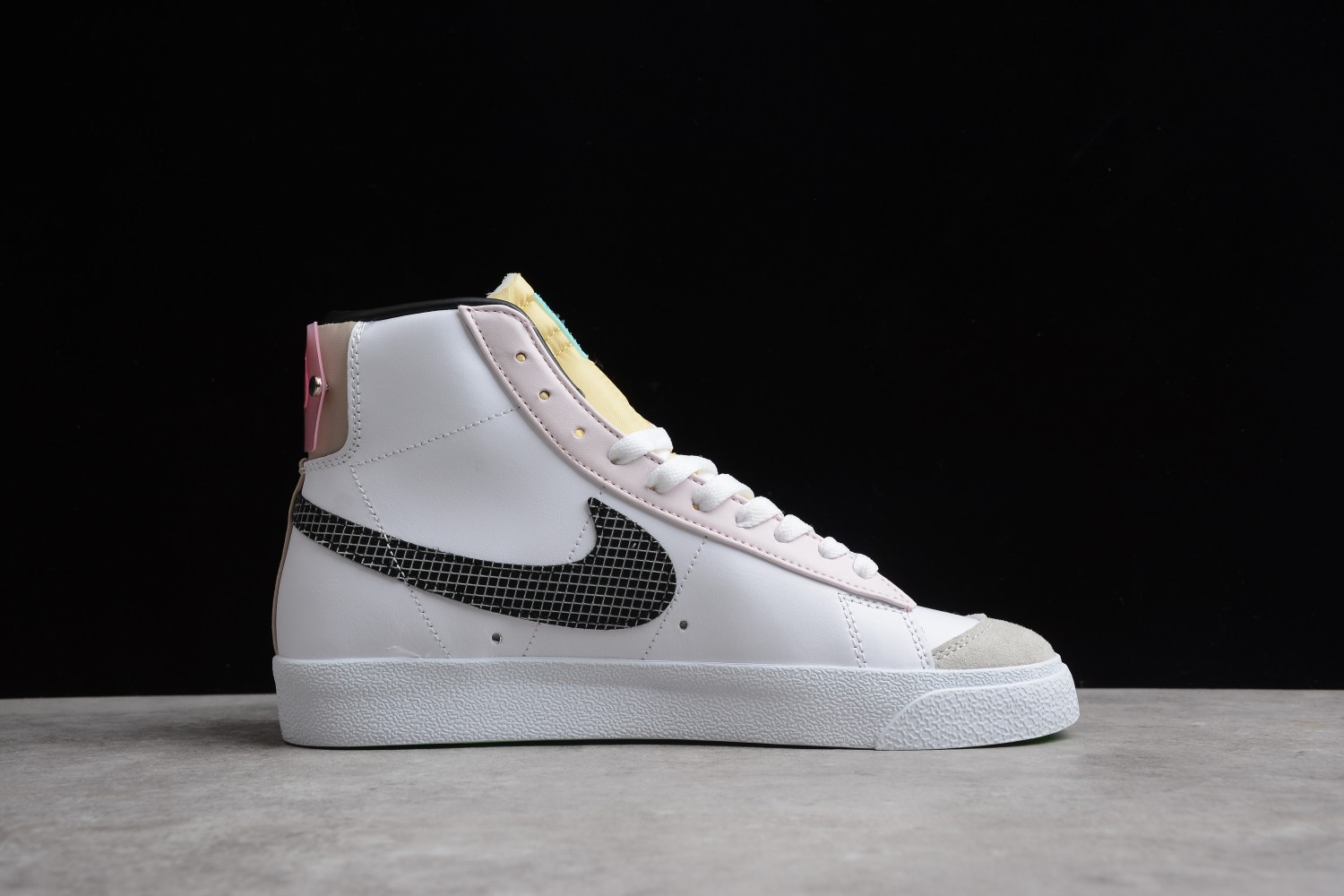 Nike Blazer Mid Have a Good Game   DO2331-101