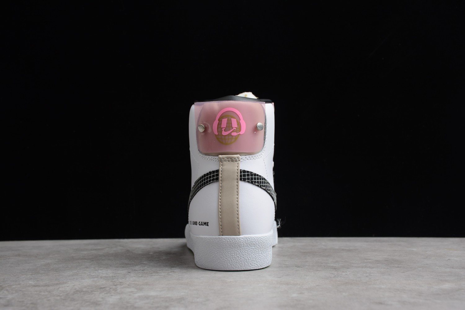Nike Blazer Mid Have a Good Game   DO2331-101