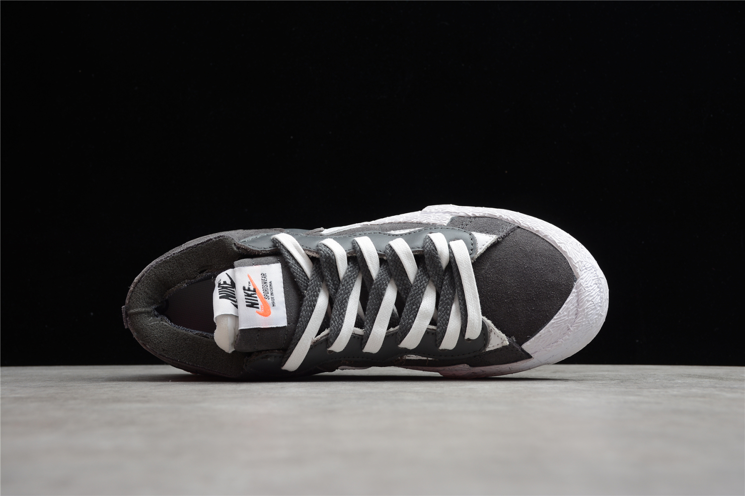 Nike Blazer Low sacai Iron Grey DD1877-001