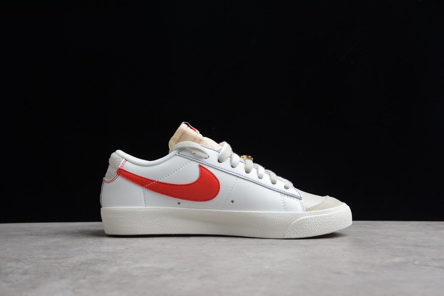 Nike Blazer Low 