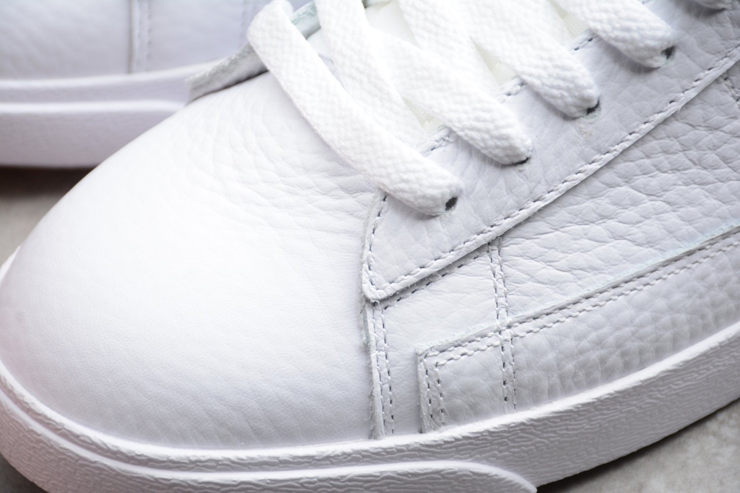 Nike Blazer Mid Retro | White | Sneakers | 845054-100