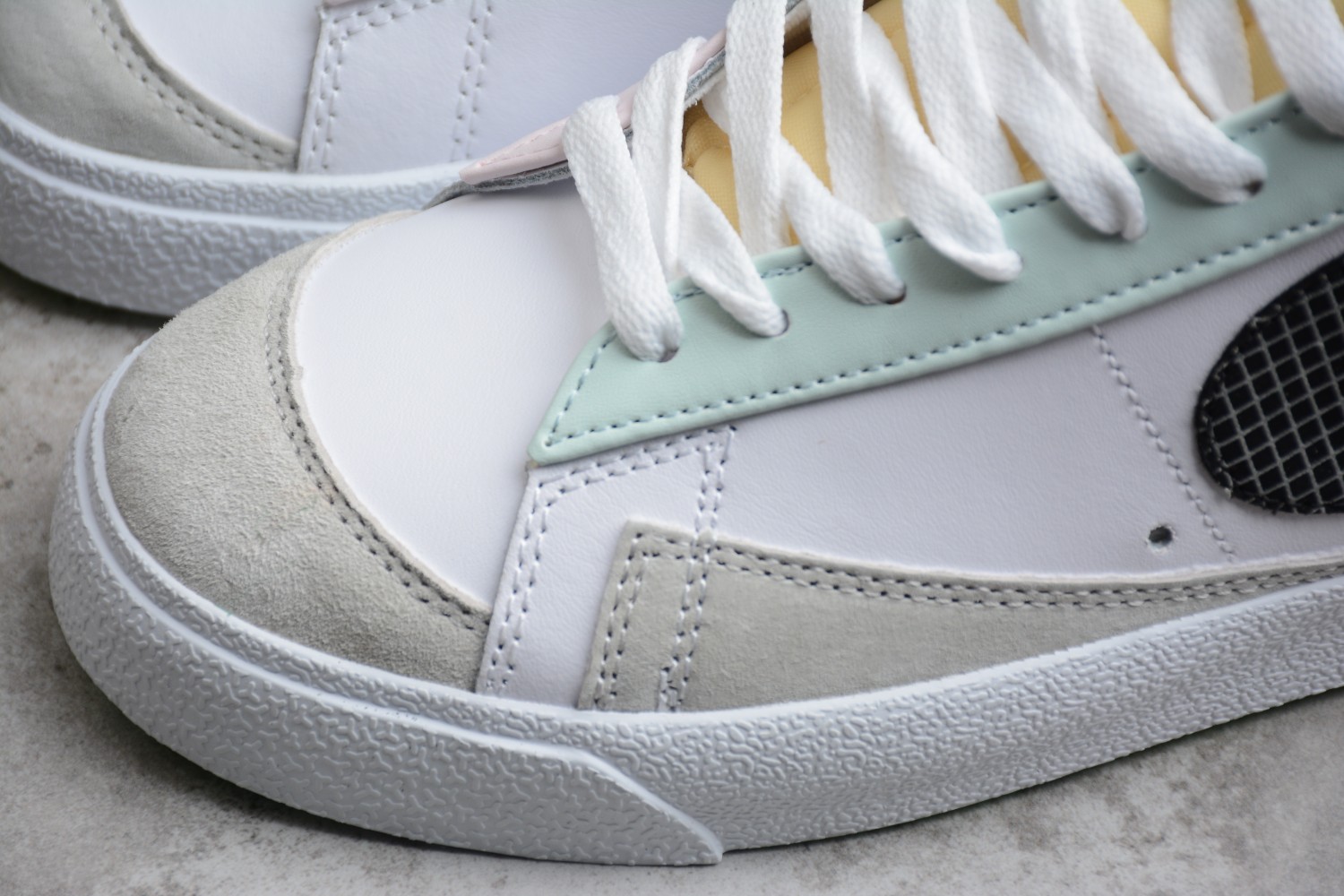 Nike Blazer Mid Have a Good Game   DO2331-101