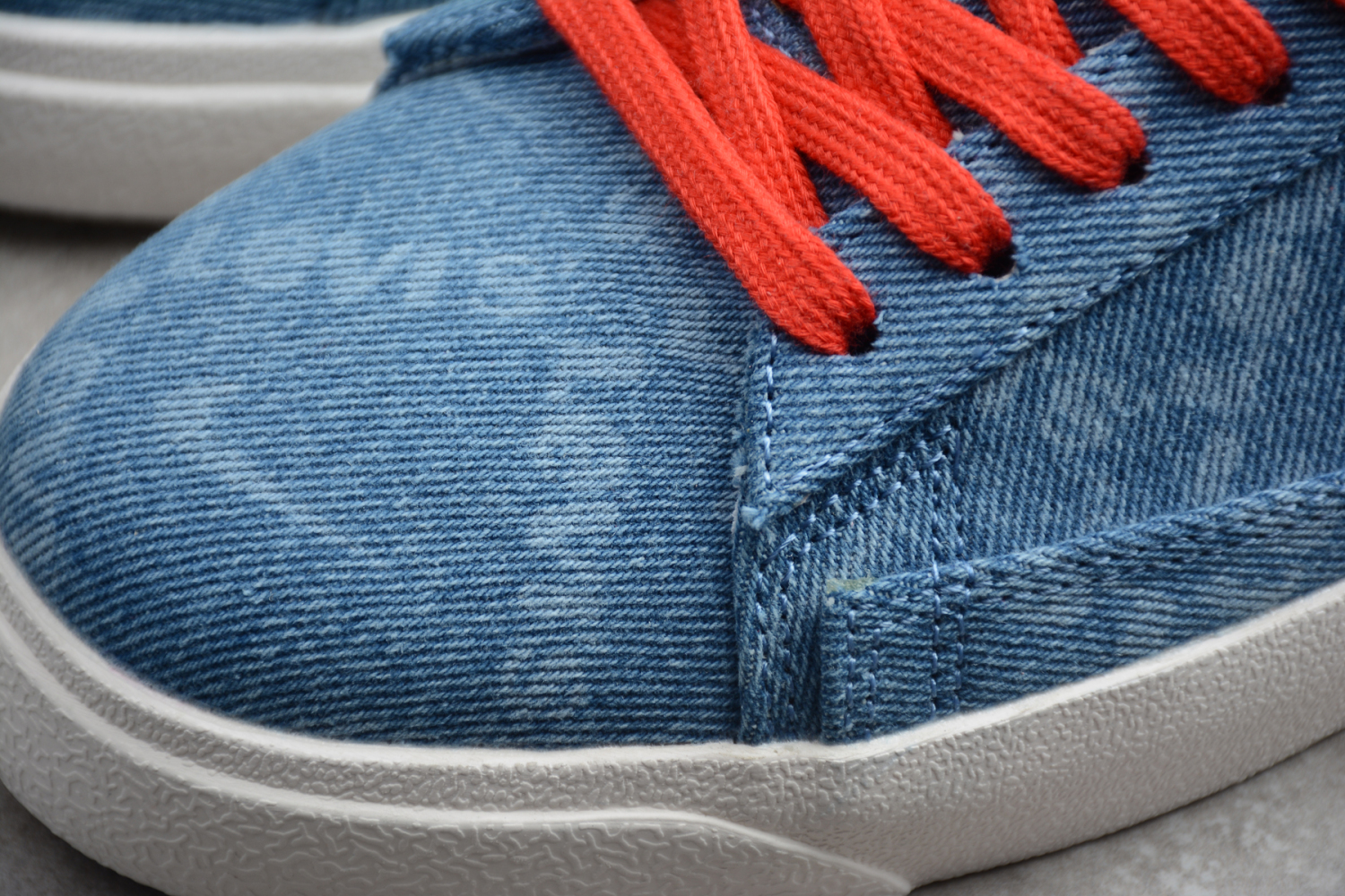 Nike Blazer Mid x Levis Strauss BQ4808-600