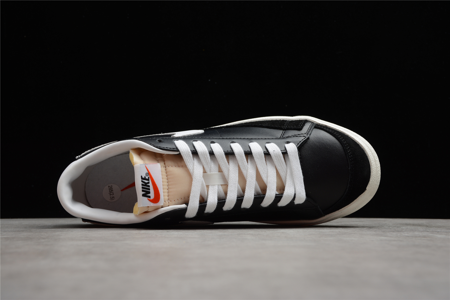 Nike Blazer Low 