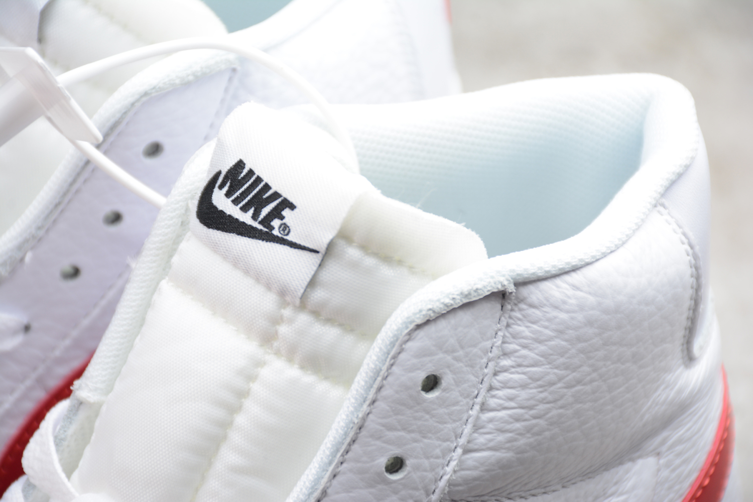 Nike Blazer Mid Retro | White | Sneakers | 845054-101 |
