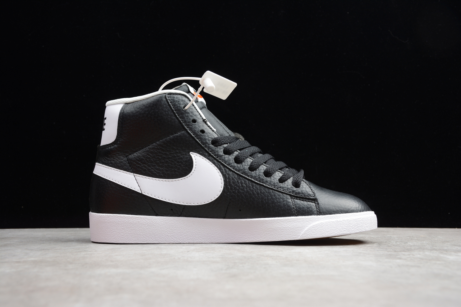 Nike Blazer Mid Retro Black White 845054-001