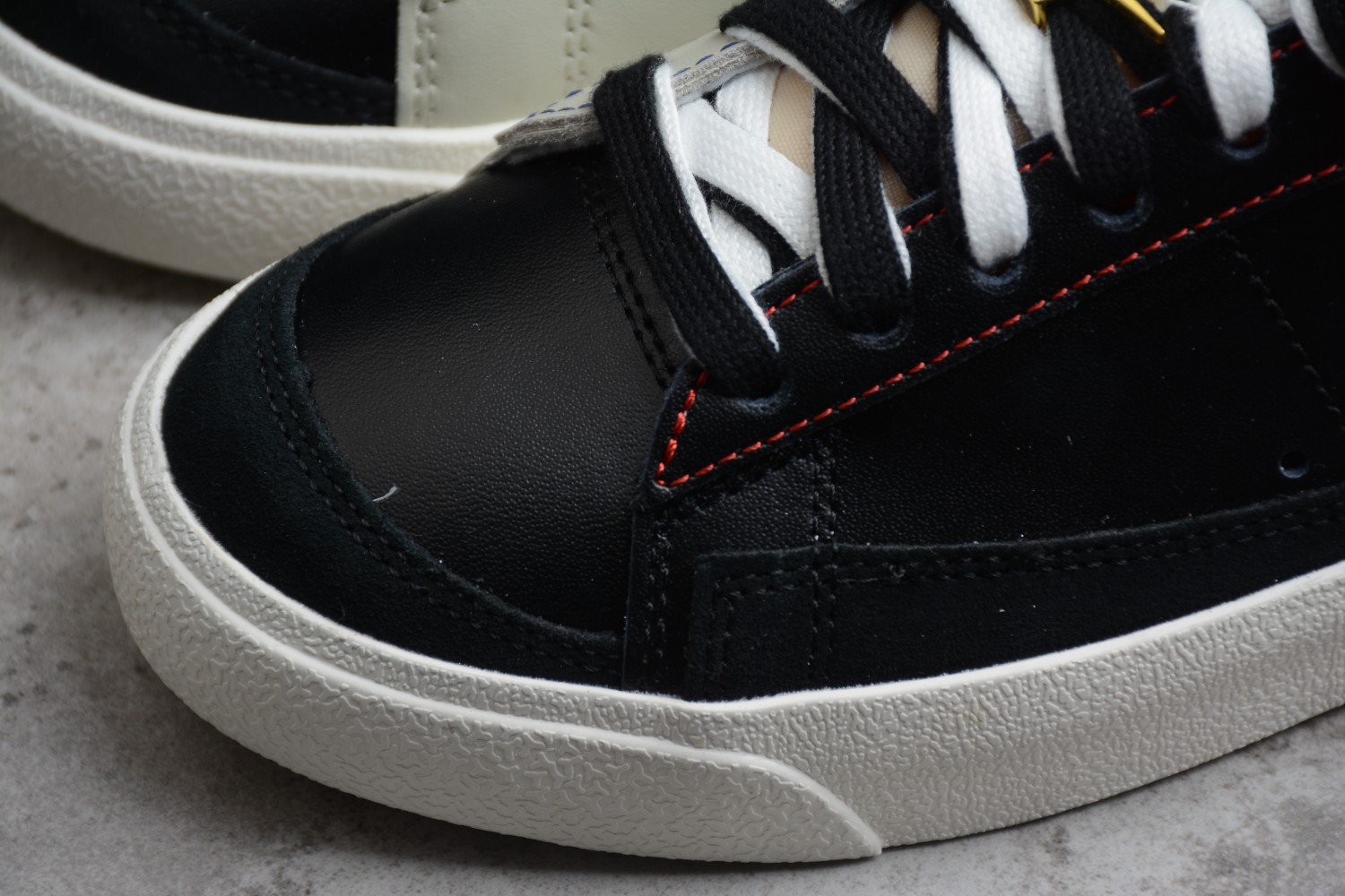 Nike Blazer Low 77 PRM Black Deep Royal Blue Shoes  DG4370-001