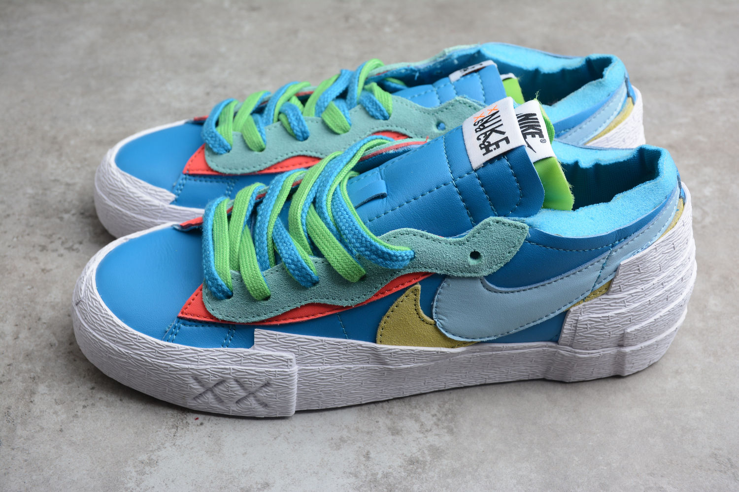 Nike Blazer Low sacai KAWS Neptune Blue DM7901-400