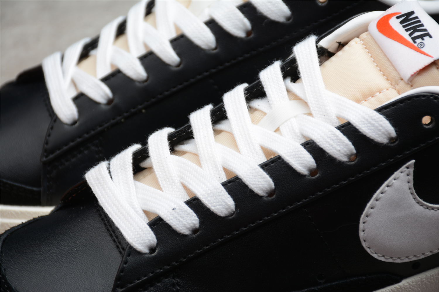 Nike Blazer Low 