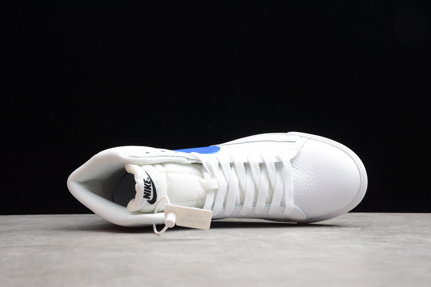Nike Blazer Mid Retro | White | Sneakers | 845054-100