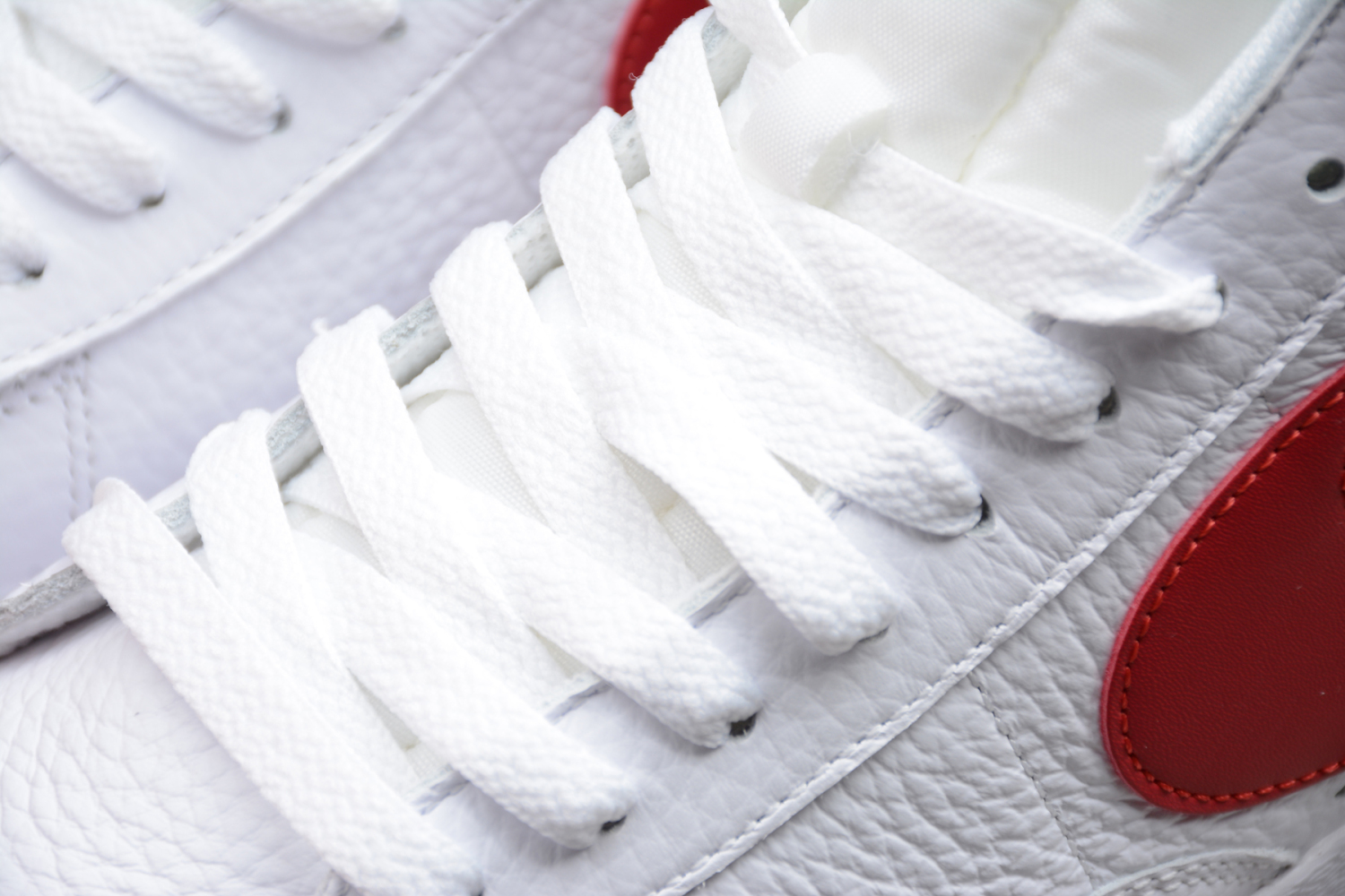 Nike Blazer Mid Retro | White | Sneakers | 845054-101 |