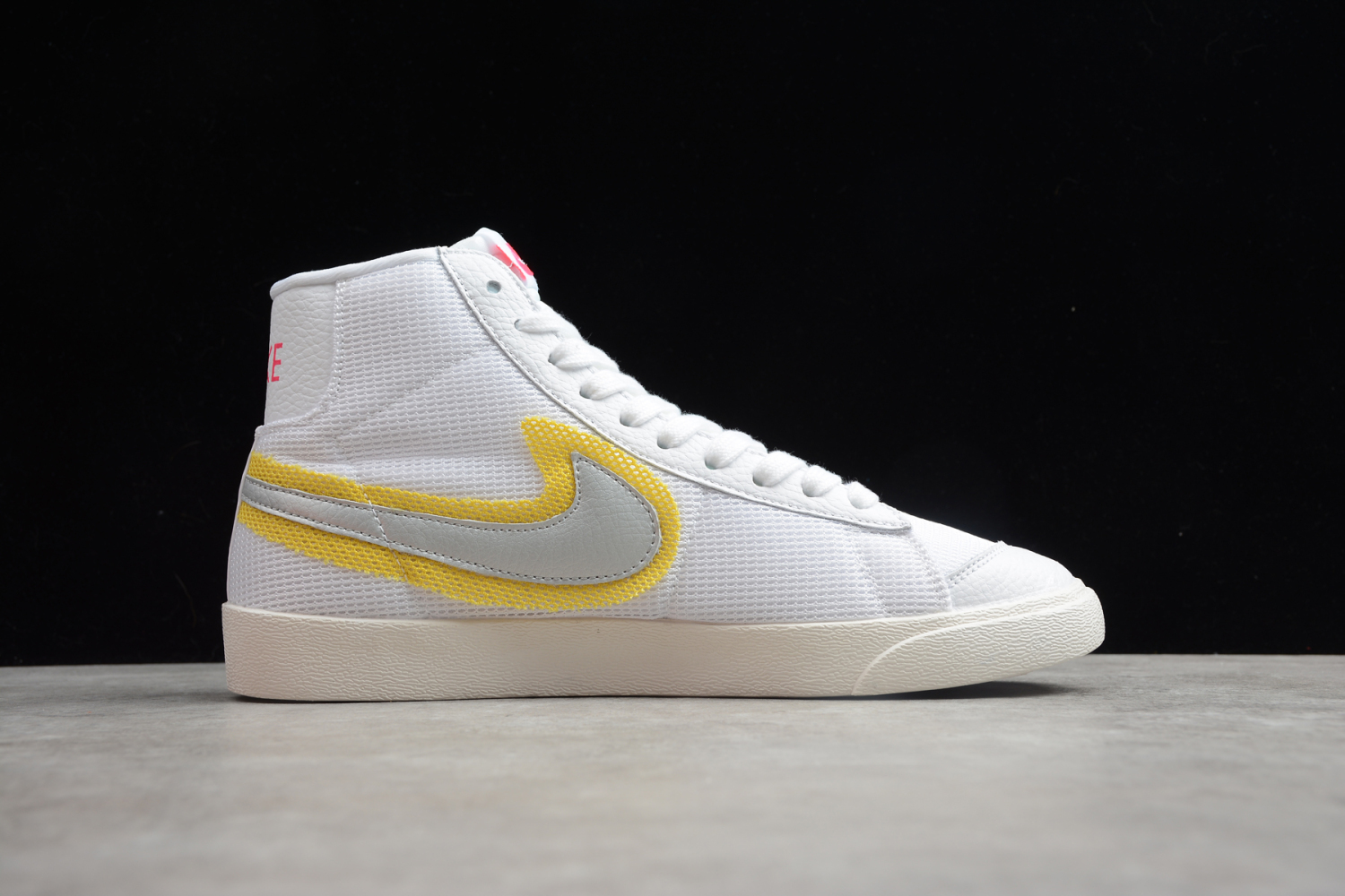 Nike Blazer Mid Vintage 77 Cotton Waffle White University Gold (W) CZ5105-100