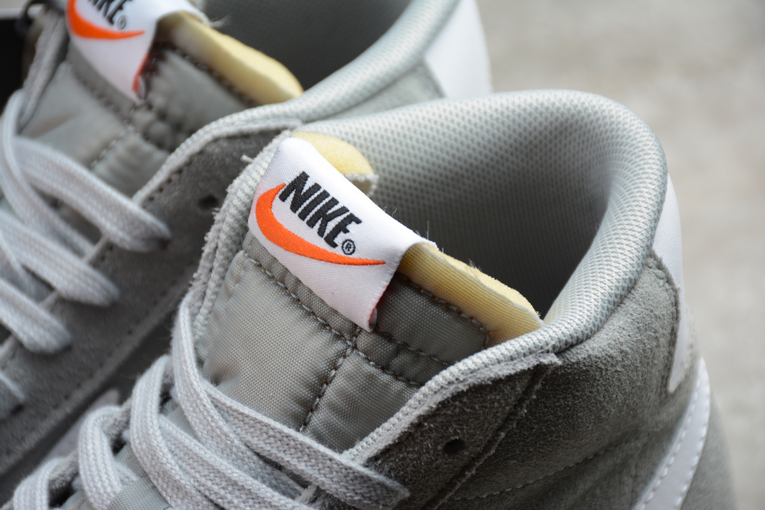 NIKE BLAZER MID 77 SUEDE  CI1172-004