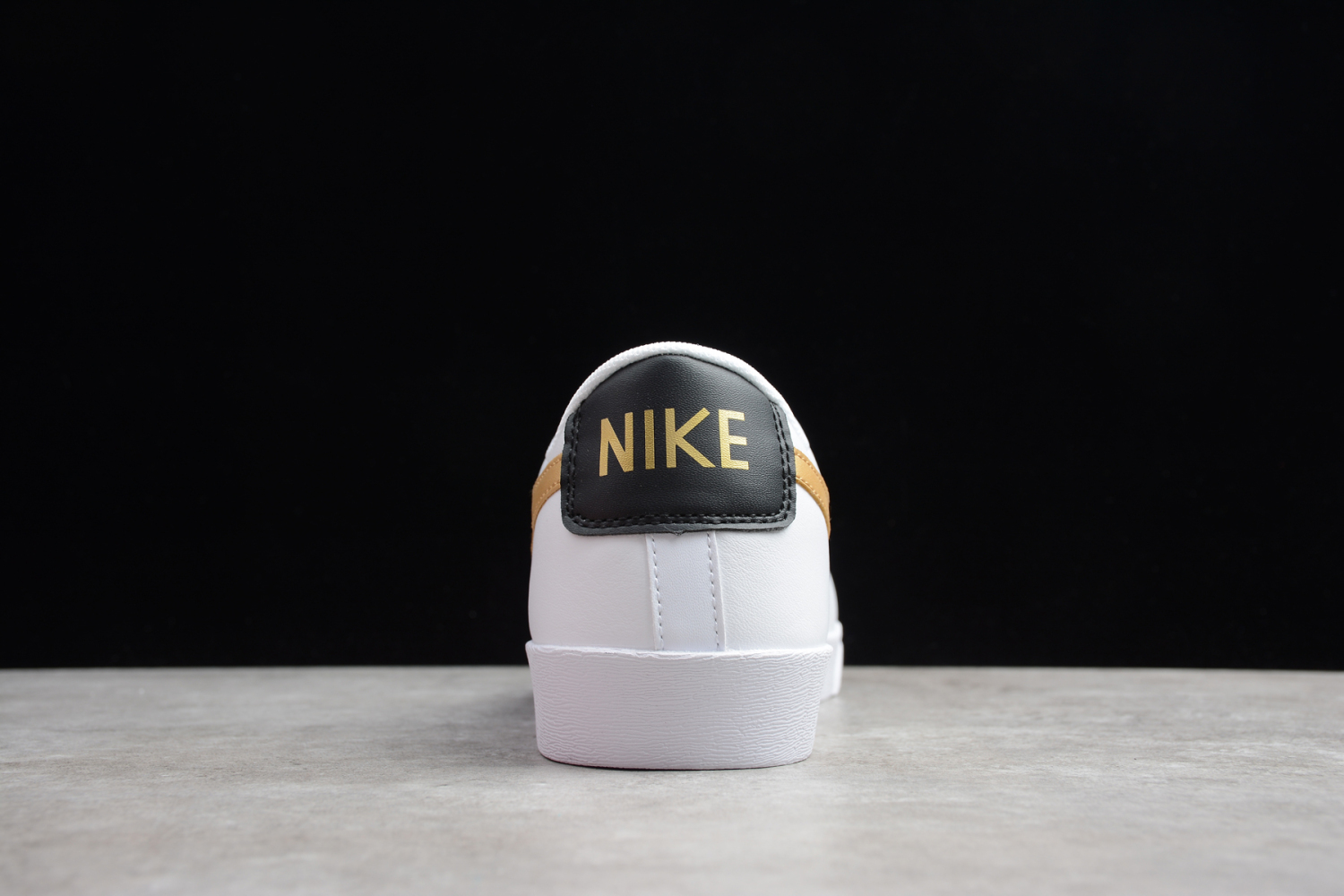 Nike Blazer Low QS HH White Metallic Gold Black AV9370-107
