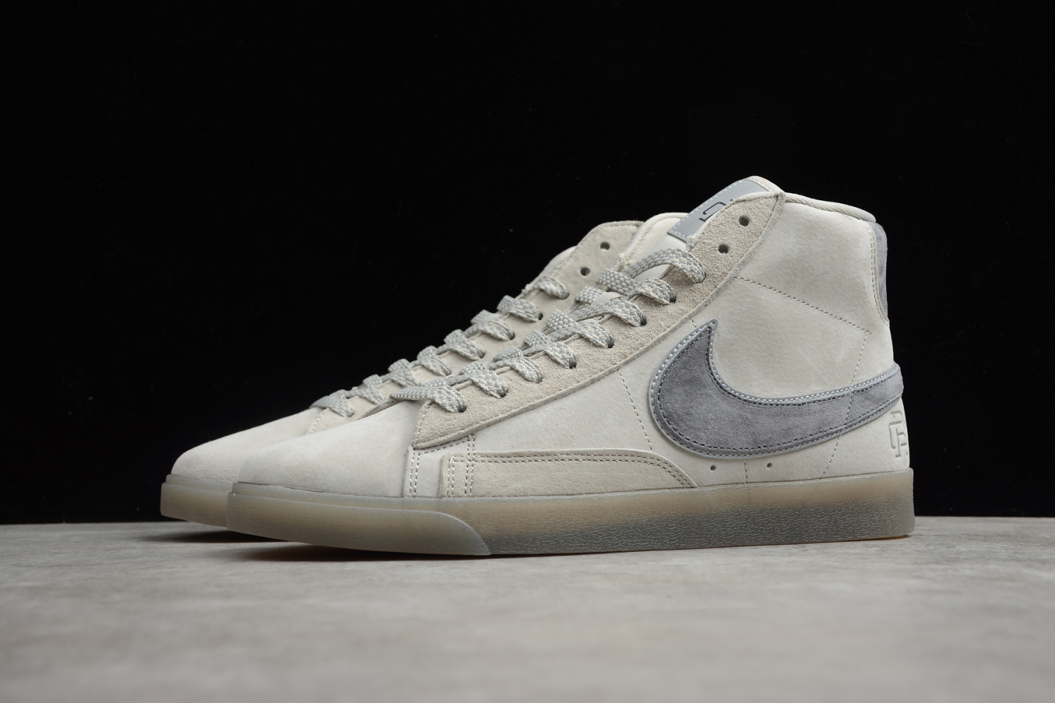 Reigning Champ x Nike SB Zoom Blazer Mid Light Grey Deep Grey Reflective 371761 009