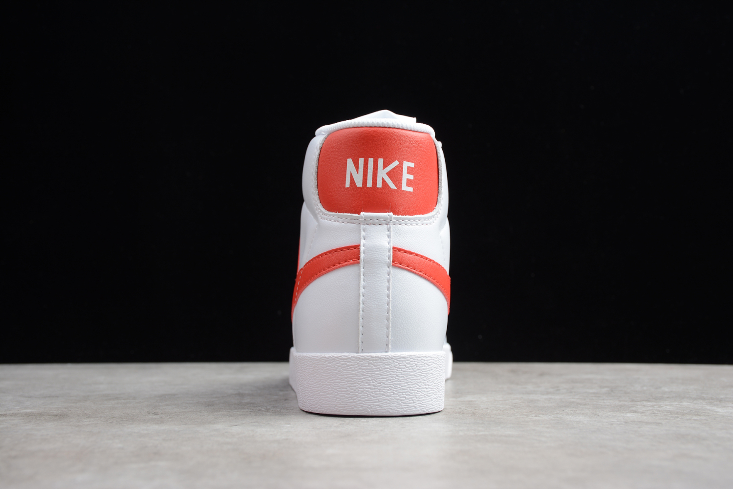 Nike Blazer Mid Vintage Suede White/Habanero Red 917862-109