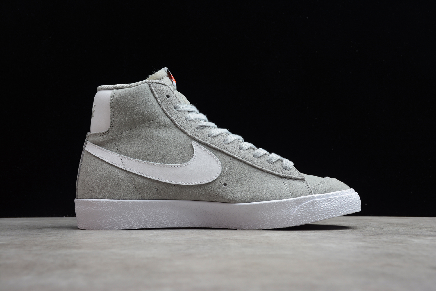 NIKE BLAZER MID 77 SUEDE  CI1172-004